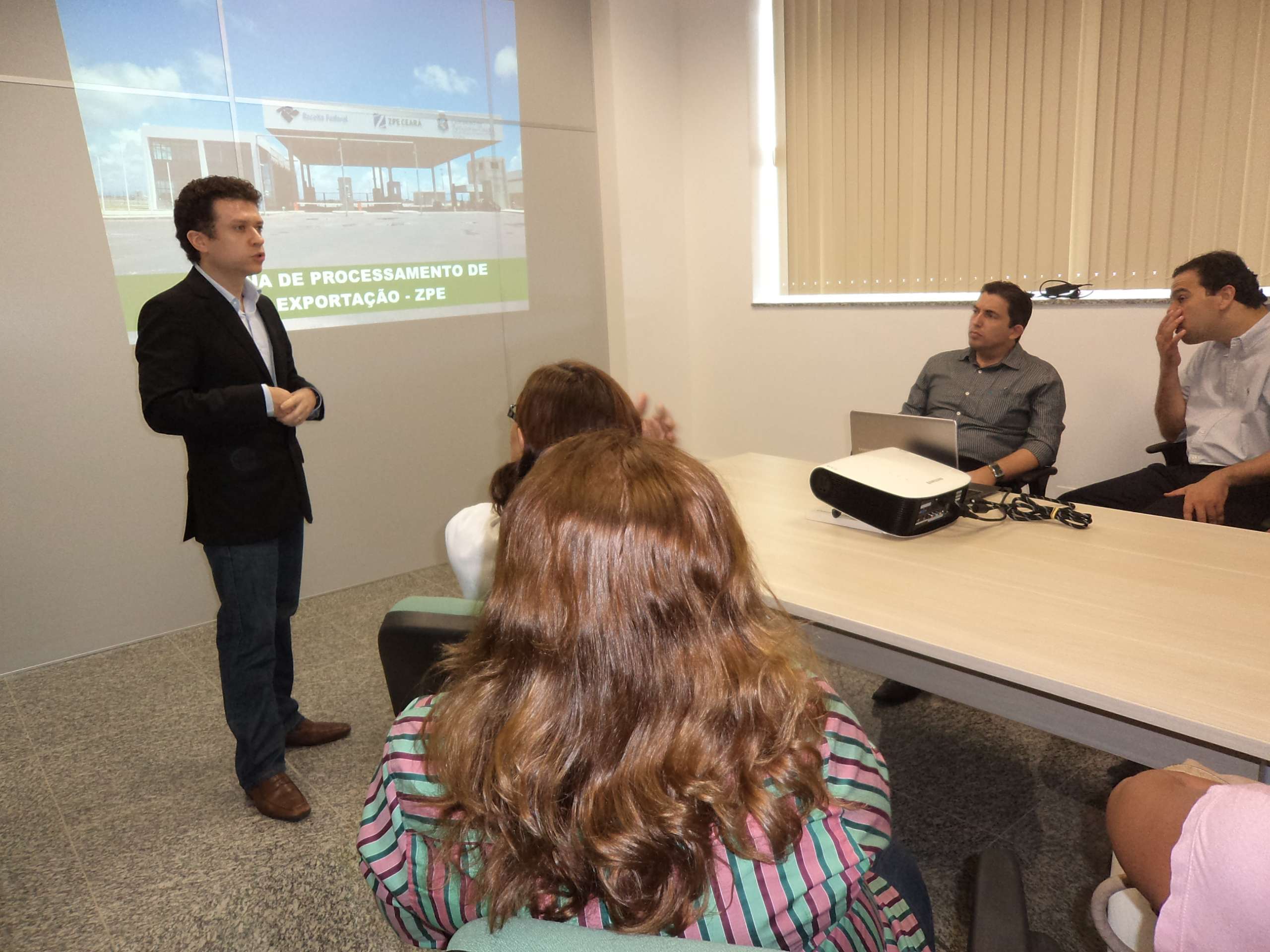 Integrantes do Ibef visitam ZPE CEARÁ