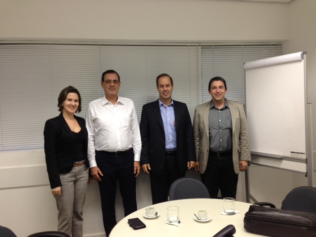 Presidente da ZPE CEARÁ visita a OI