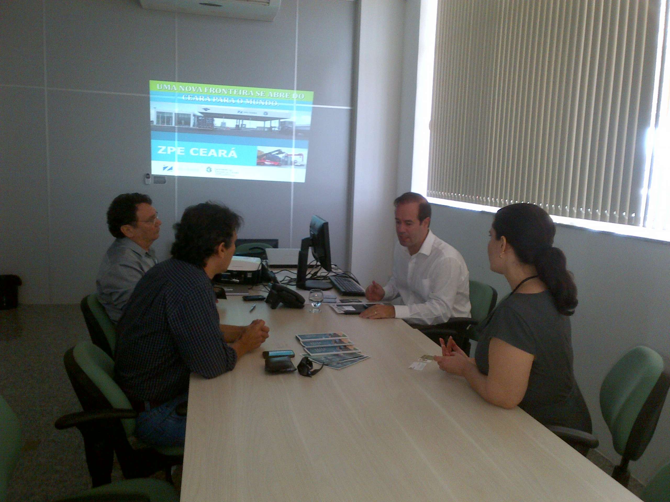 Representantes do Simagran visitam a ZPE CEARÁ