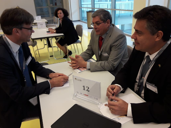 Na foto temos o presidente da ZPE CEARÁ Mário Lima Jr e o Diretor Comercial Roberto Castro